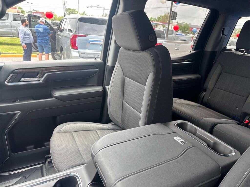 new 2025 Chevrolet Silverado 1500 car, priced at $47,110
