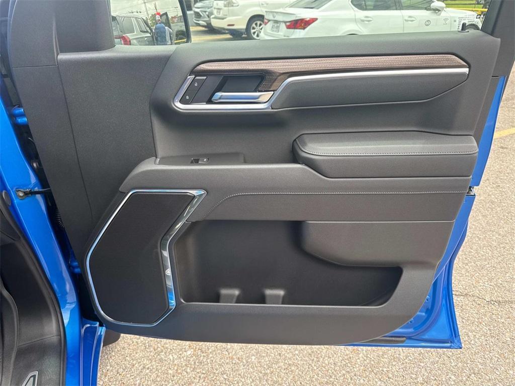 new 2025 Chevrolet Silverado 1500 car, priced at $47,110