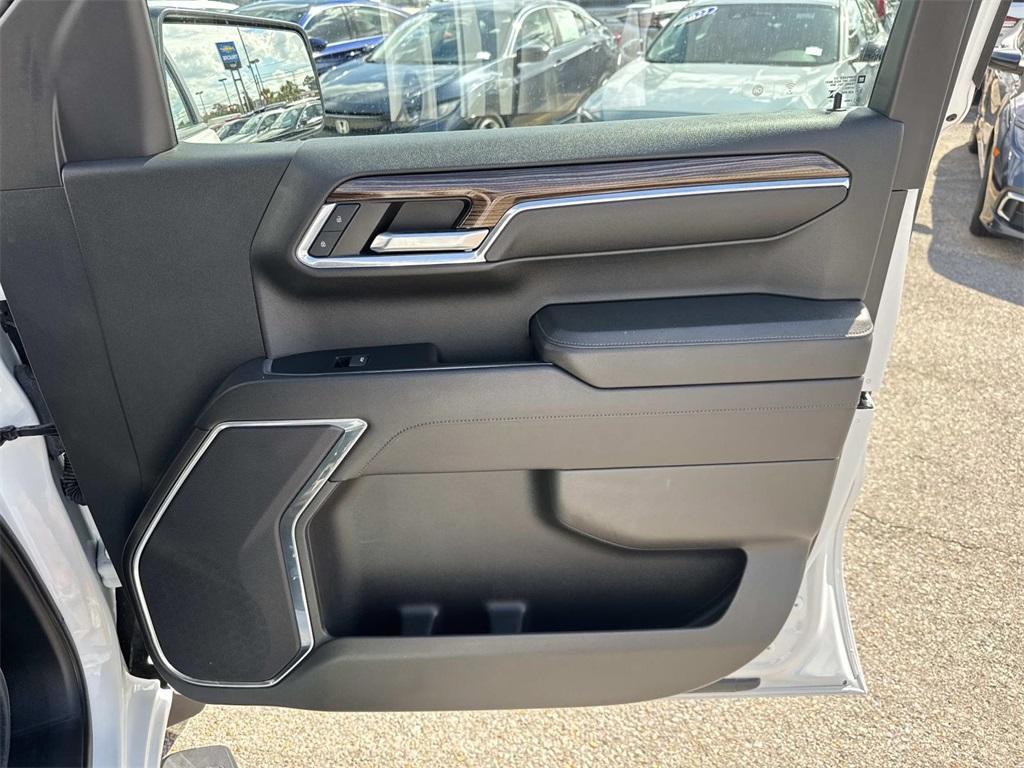 used 2023 Chevrolet Silverado 1500 car, priced at $41,471