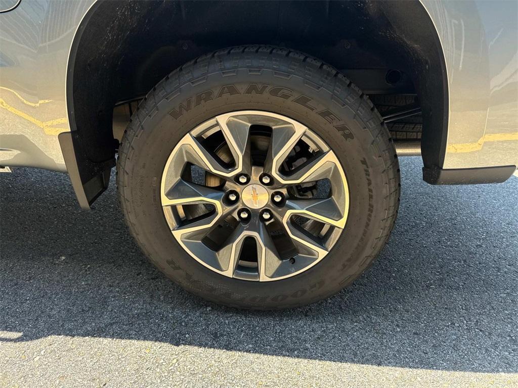 new 2025 Chevrolet Silverado 1500 car, priced at $50,775