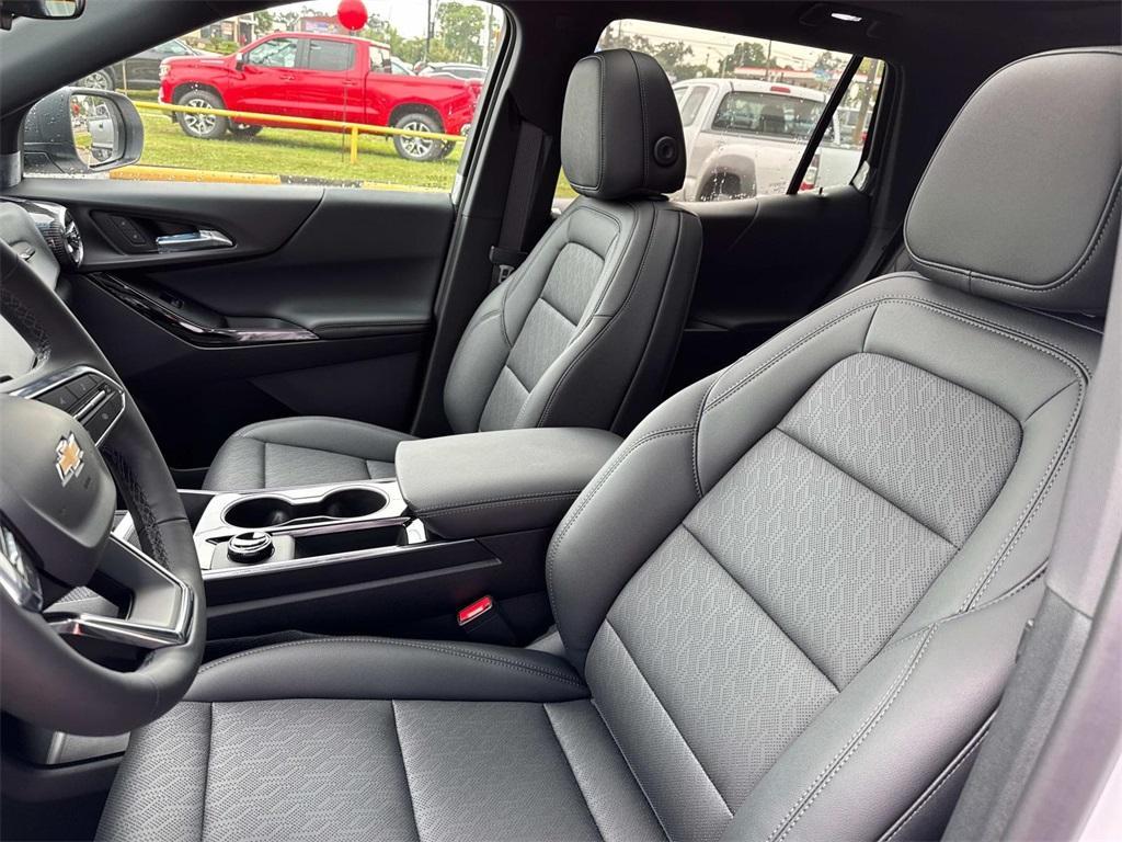 new 2026 Chevrolet Equinox car, priced at $34,355
