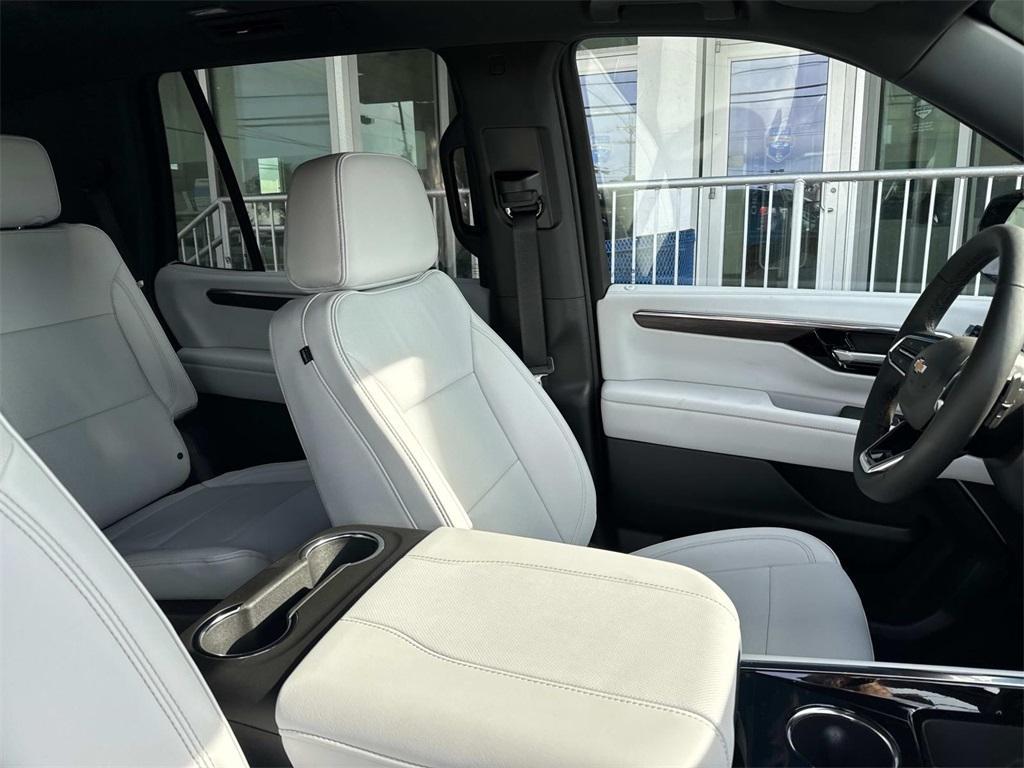 new 2025 Chevrolet Tahoe car, priced at $78,355