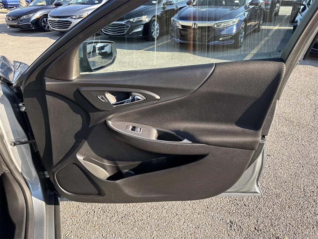 used 2024 Chevrolet Malibu car, priced at $18,995