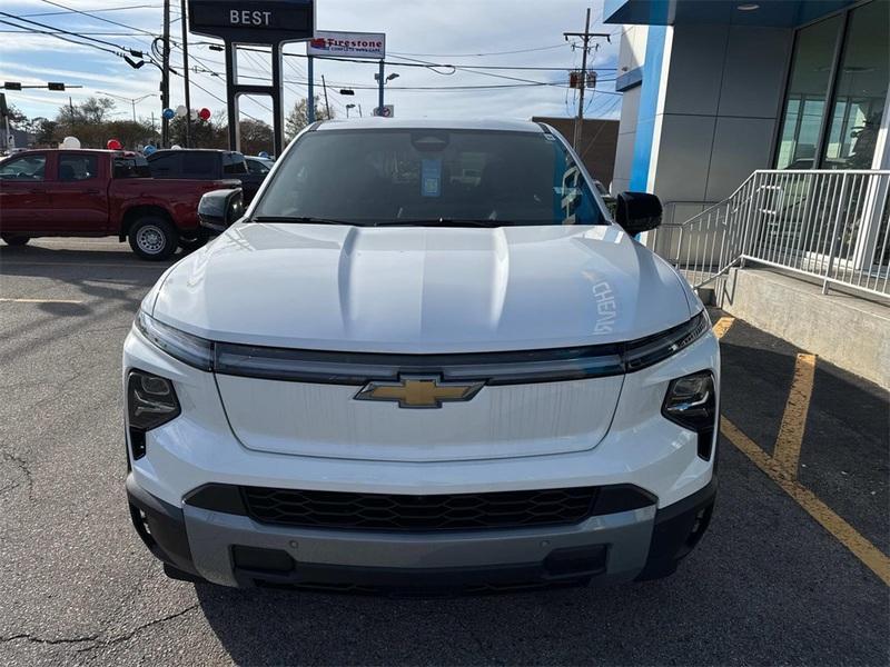 new 2025 Chevrolet Silverado EV car, priced at $75,195