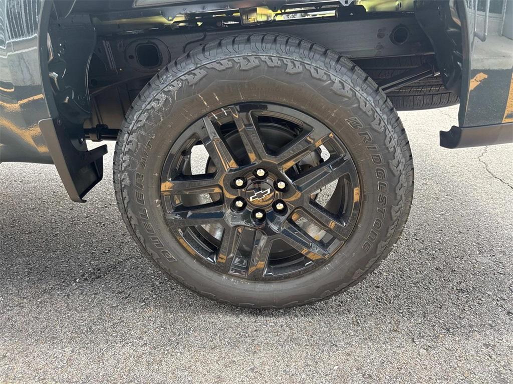 new 2025 Chevrolet Silverado 1500 car, priced at $52,145