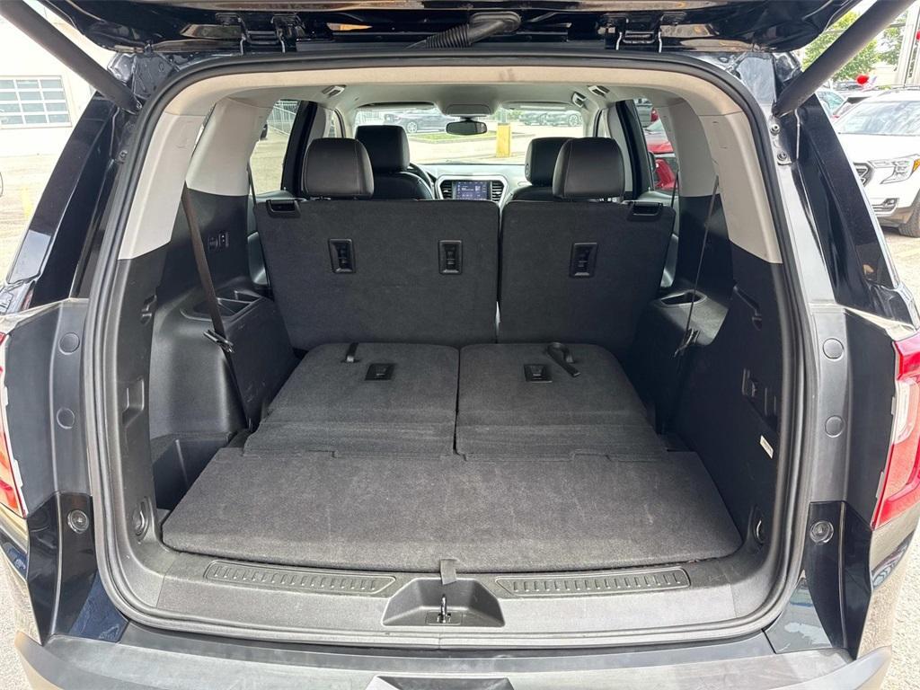 used 2023 GMC Acadia car, priced at $27,995