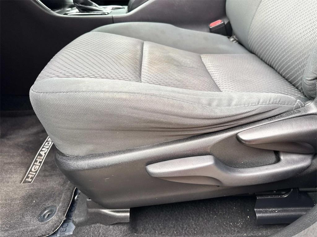 used 2018 Toyota Highlander car, priced at $21,595