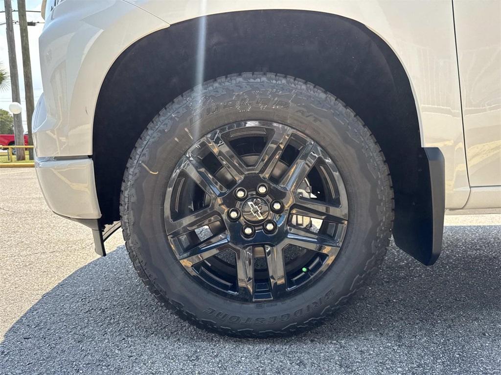 new 2026 Chevrolet Silverado 1500 car, priced at $44,810