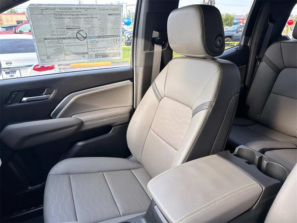 new 2025 Chevrolet Colorado car, priced at $54,265