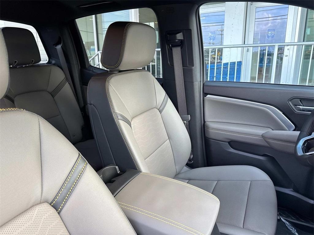 new 2025 Chevrolet Colorado car, priced at $54,265