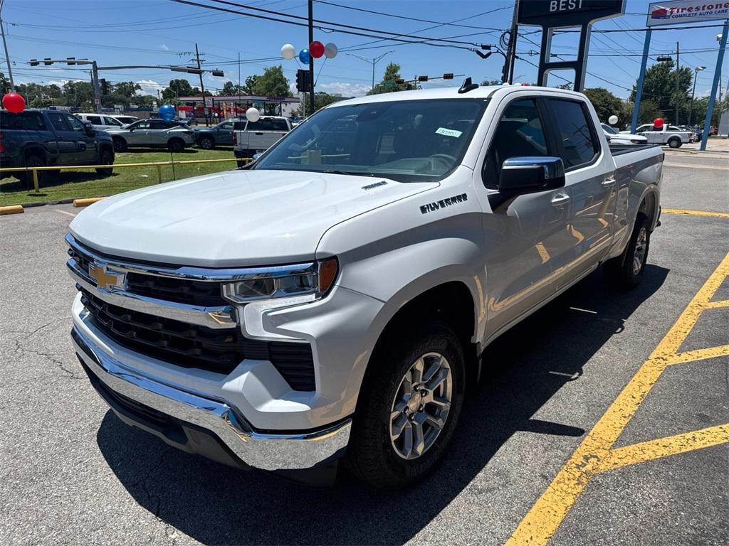 new 2025 Chevrolet Silverado 1500 car, priced at $41,220