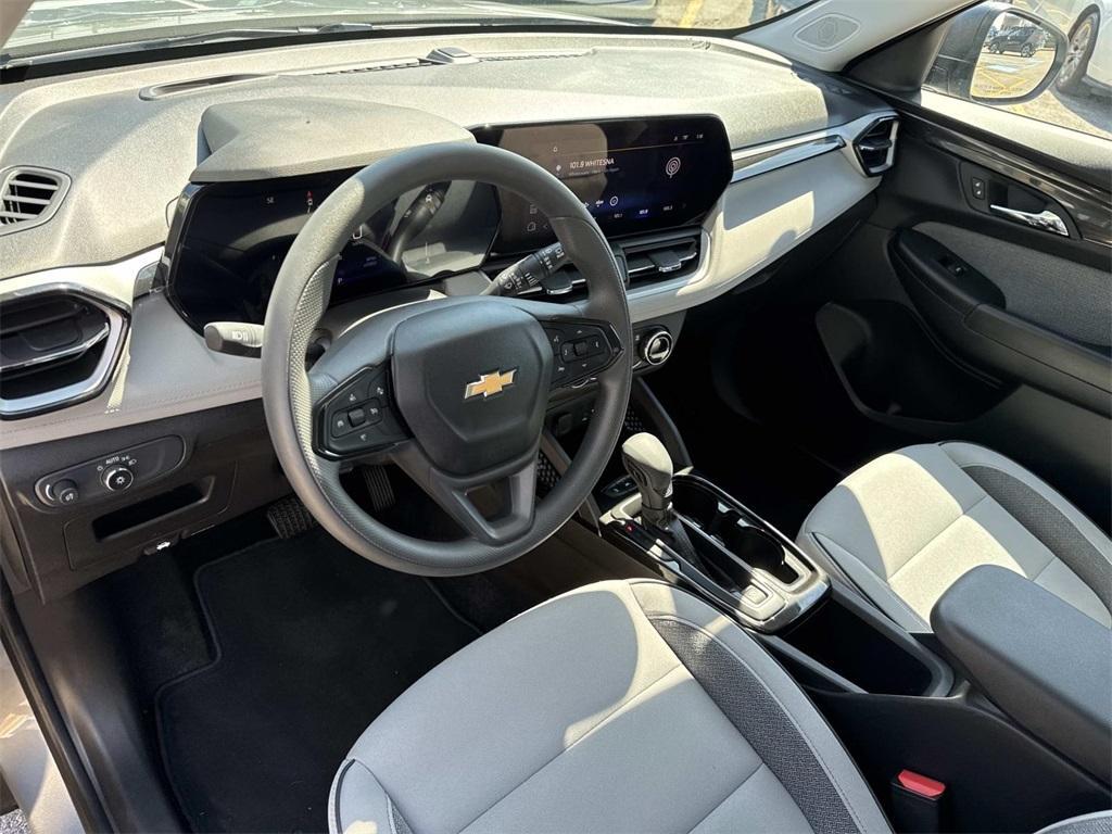 used 2025 Chevrolet TrailBlazer car, priced at $23,995