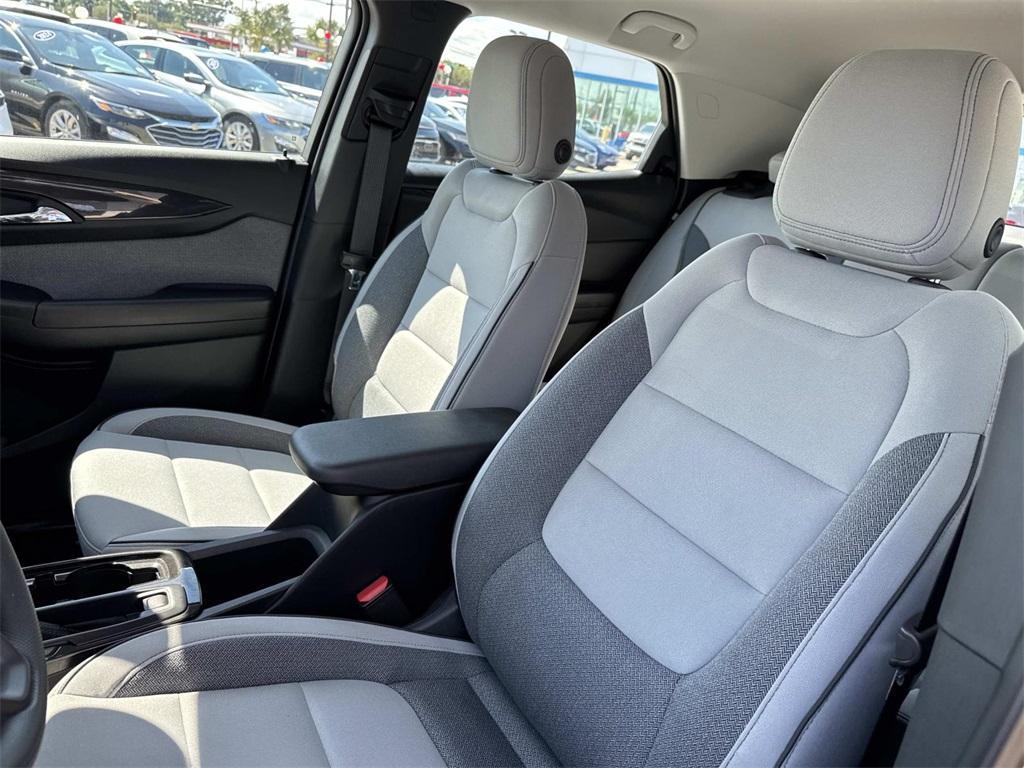 used 2025 Chevrolet TrailBlazer car, priced at $23,995