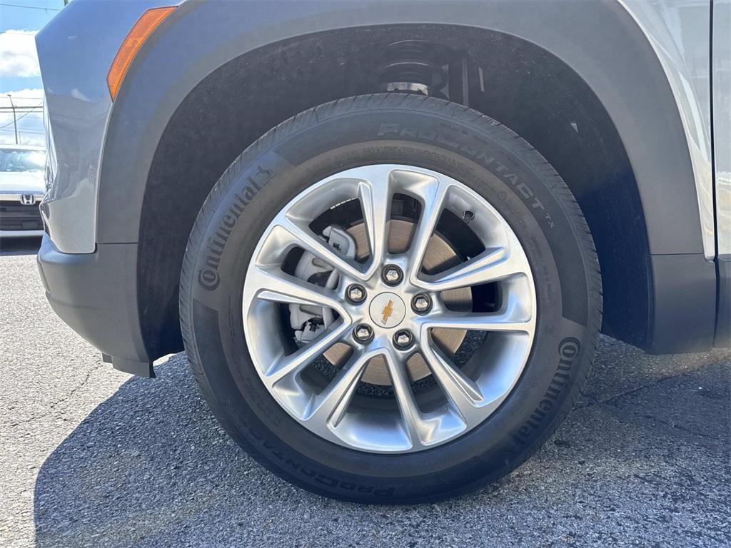 used 2025 Chevrolet TrailBlazer car, priced at $23,995