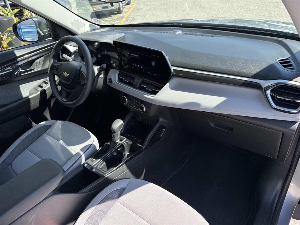 used 2025 Chevrolet TrailBlazer car, priced at $23,995