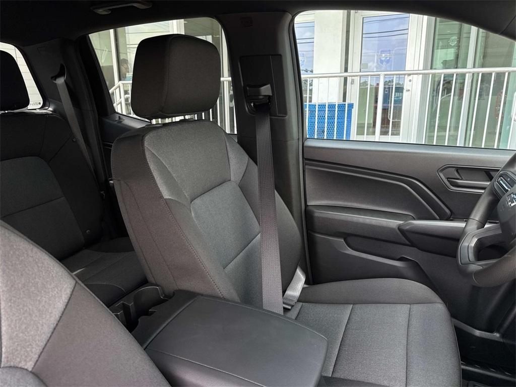new 2025 Chevrolet Colorado car, priced at $40,165