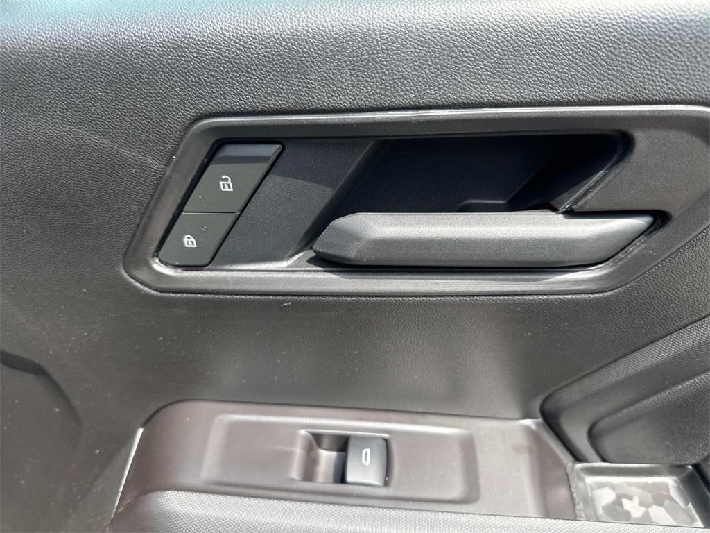 new 2025 Chevrolet Colorado car, priced at $40,165