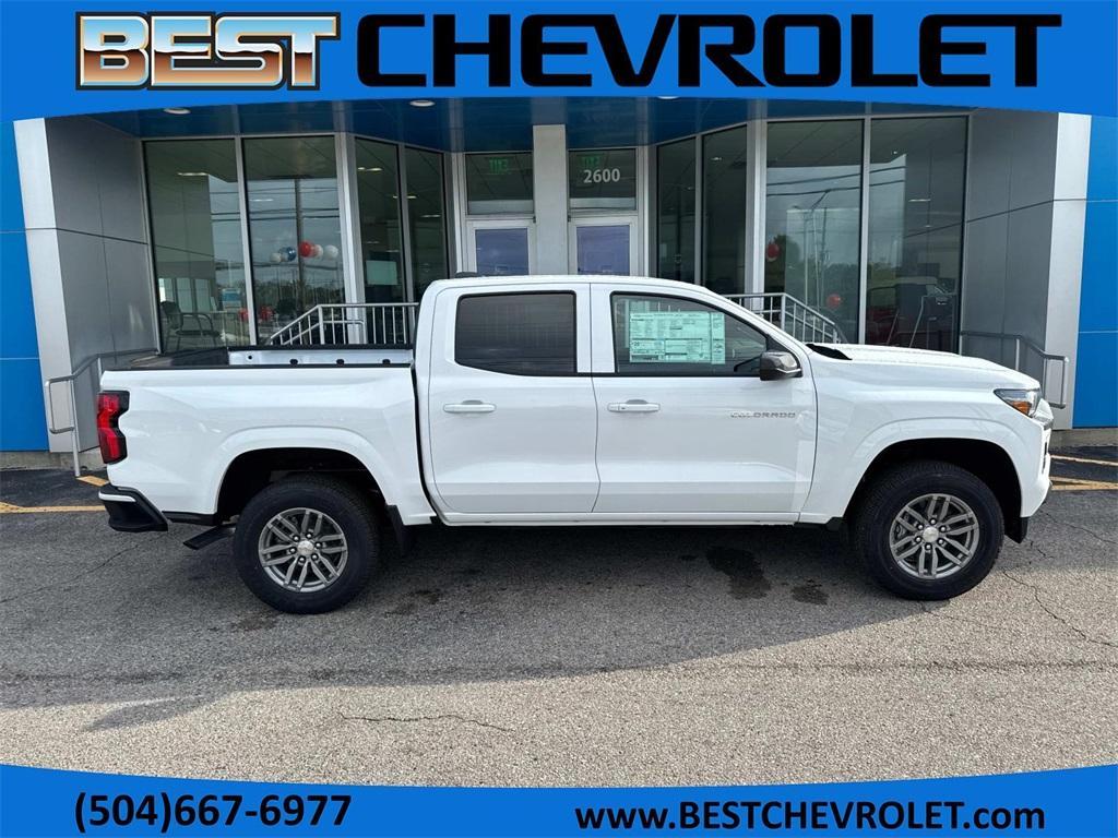 new 2025 Chevrolet Colorado car, priced at $33,680