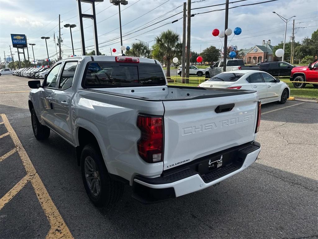 new 2025 Chevrolet Colorado car, priced at $33,680