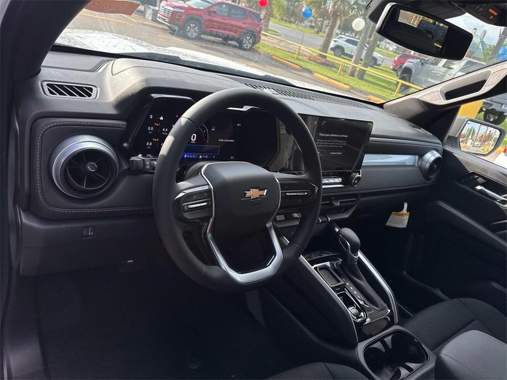 new 2025 Chevrolet Colorado car, priced at $33,680