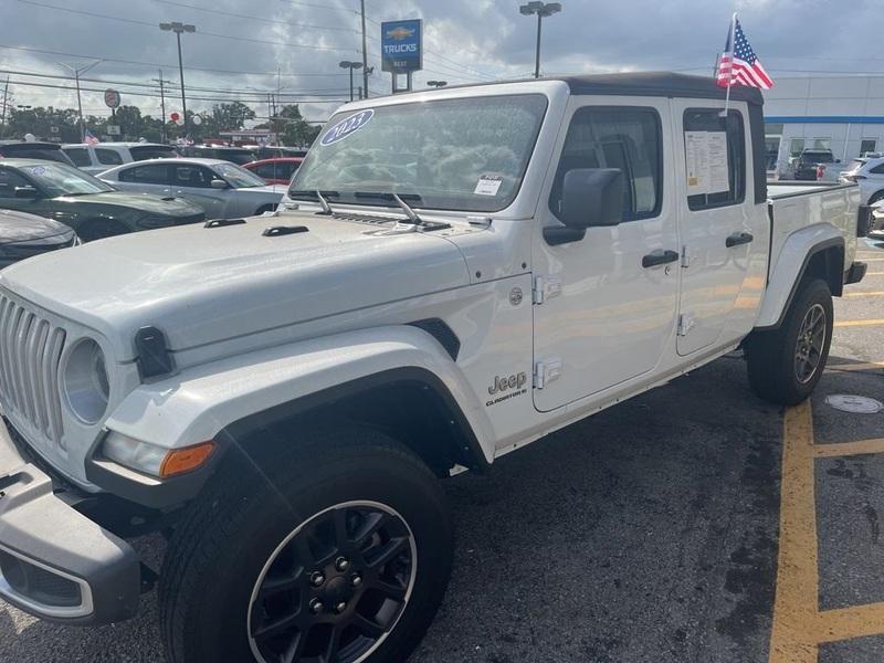 used 2023 Jeep Gladiator car, priced at $35,425