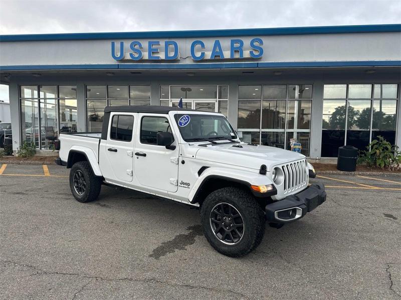 used 2023 Jeep Gladiator car, priced at $35,425