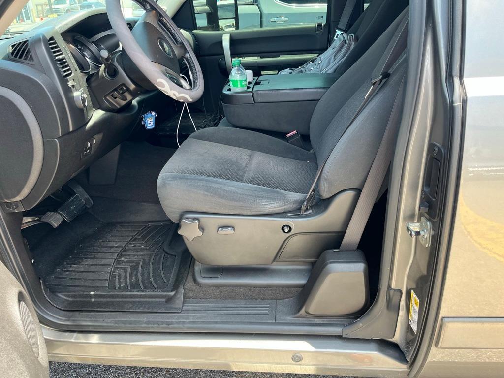 used 2008 Chevrolet Silverado 2500 car, priced at $13,899