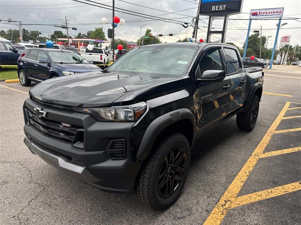 new 2025 Chevrolet Colorado car, priced at $39,945