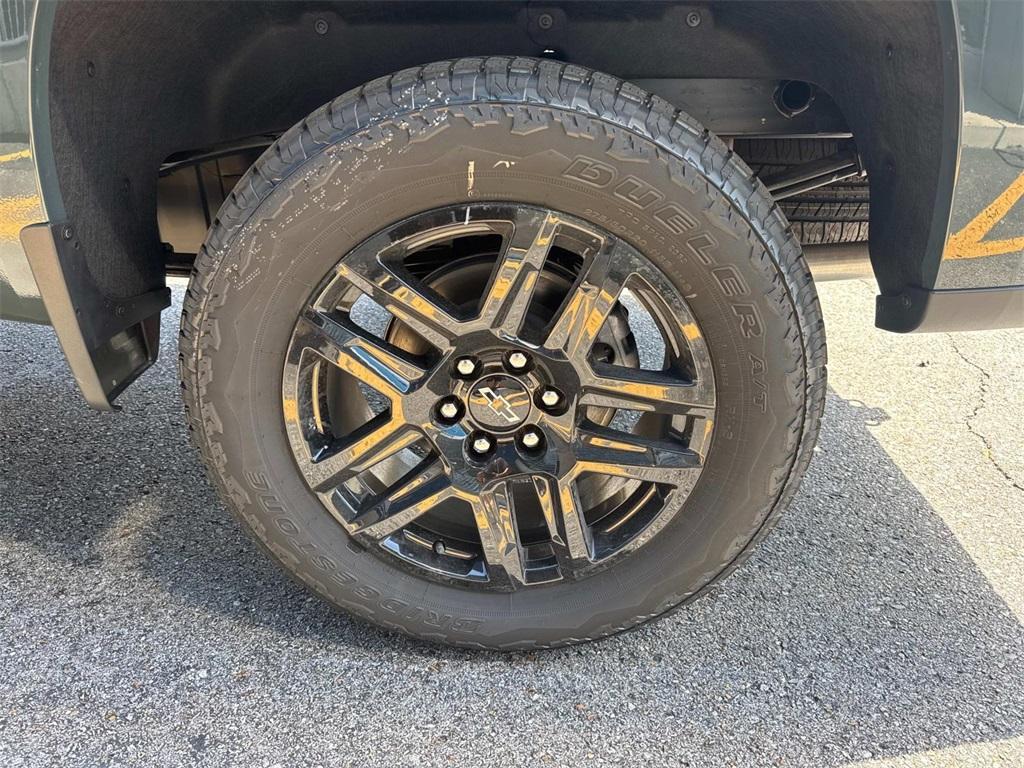 new 2025 Chevrolet Silverado 1500 car, priced at $68,190