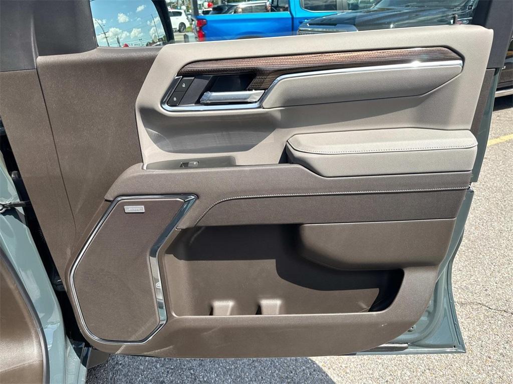 new 2025 Chevrolet Silverado 1500 car, priced at $68,190