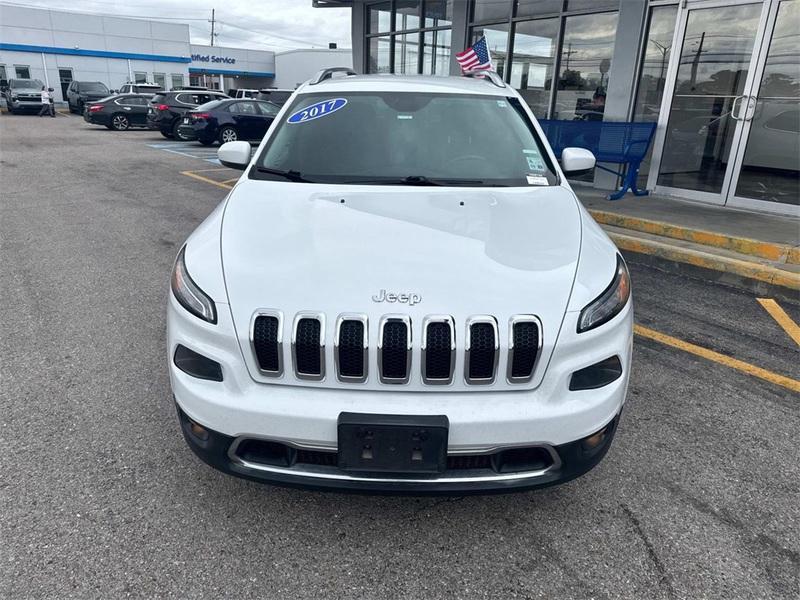 used 2017 Jeep Cherokee car, priced at $12,595