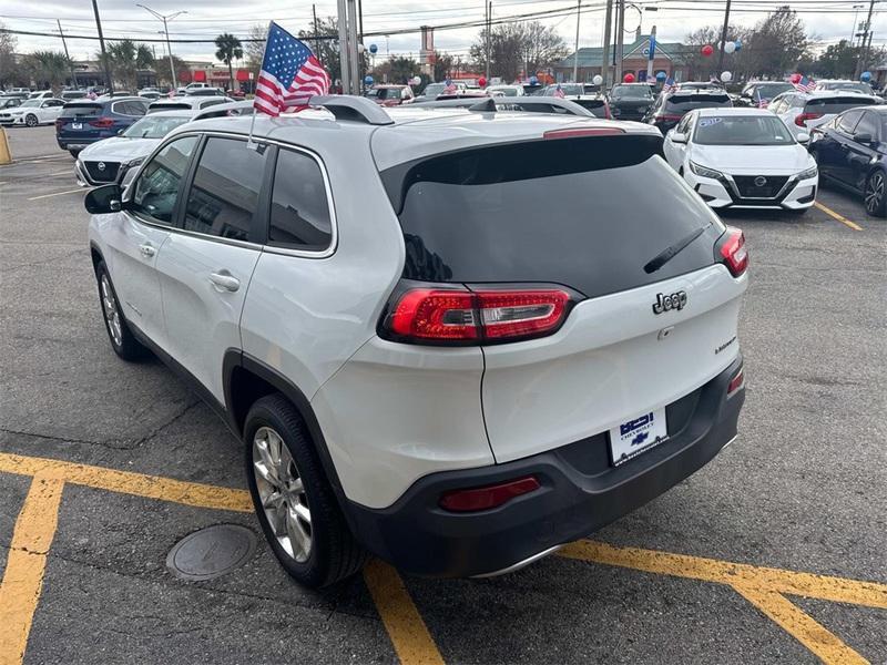 used 2017 Jeep Cherokee car, priced at $12,595