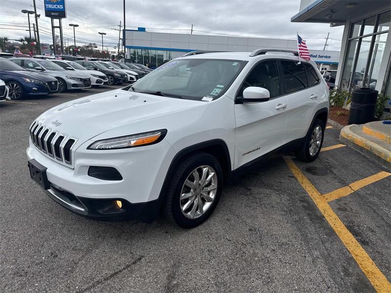 used 2017 Jeep Cherokee car, priced at $12,595