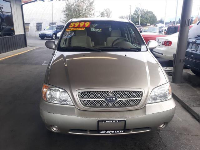 used 2005 Kia Sedona car, priced at $3,999