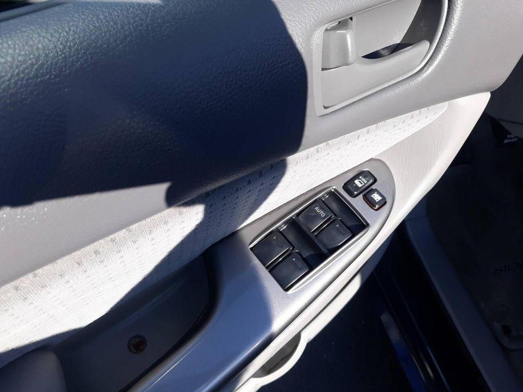 used 2006 Toyota Sienna car, priced at $7,995