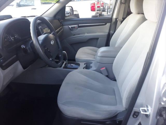 used 2009 Hyundai Santa Fe car, priced at $6,450