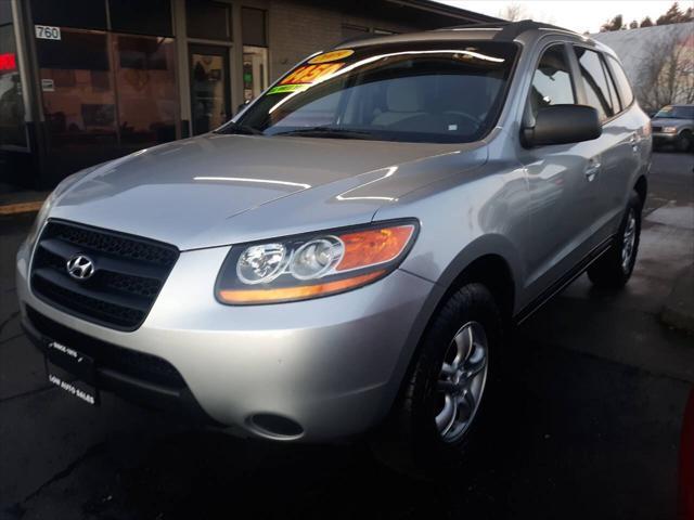 used 2009 Hyundai Santa Fe car, priced at $6,450