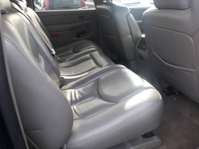 used 2006 Chevrolet Suburban car, priced at $5,995