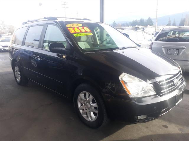 used 2006 Kia Sedona car, priced at $3,650