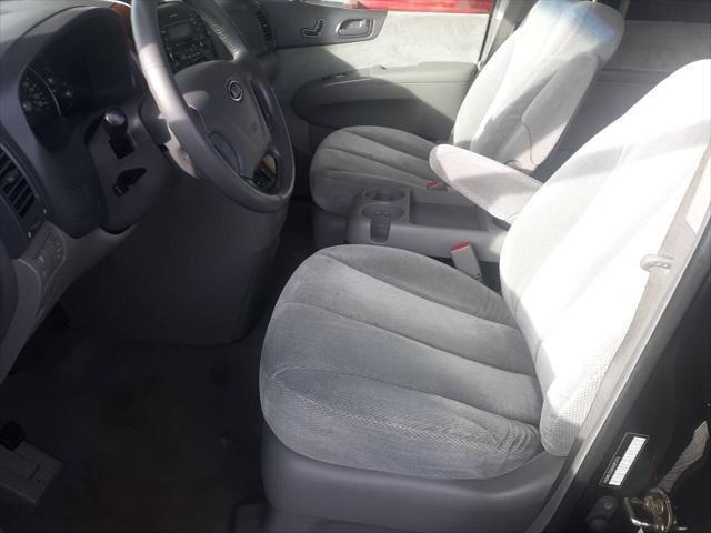 used 2006 Kia Sedona car, priced at $3,650