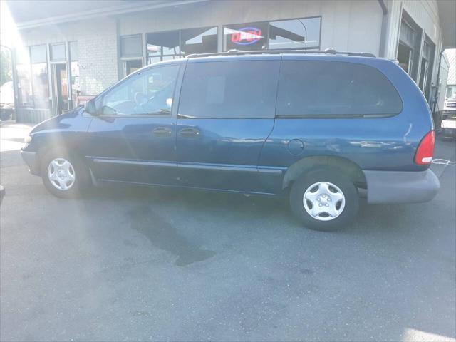 used 2000 Dodge Grand Caravan car, priced at $3,495