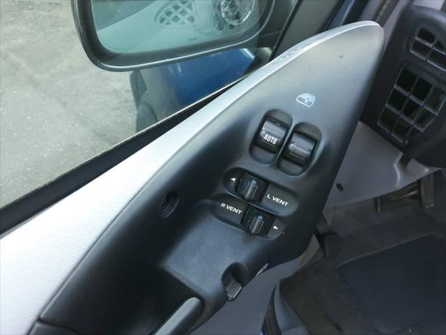 used 2000 Dodge Grand Caravan car, priced at $3,495