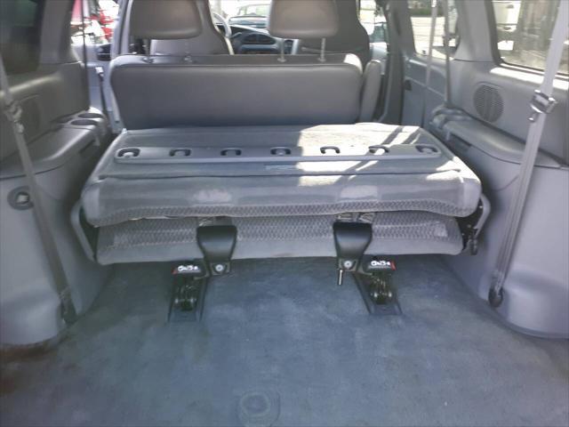 used 2000 Dodge Grand Caravan car, priced at $3,495