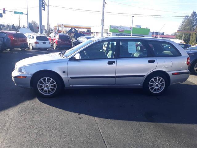 used 2001 Volvo V40 car, priced at $4,995