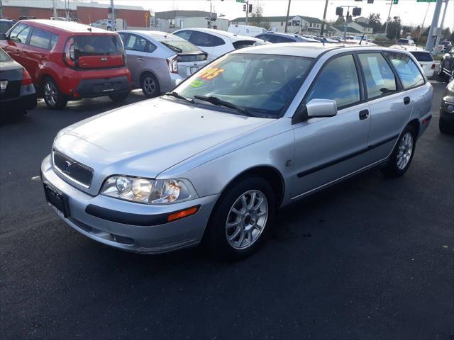 used 2001 Volvo V40 car, priced at $3,995