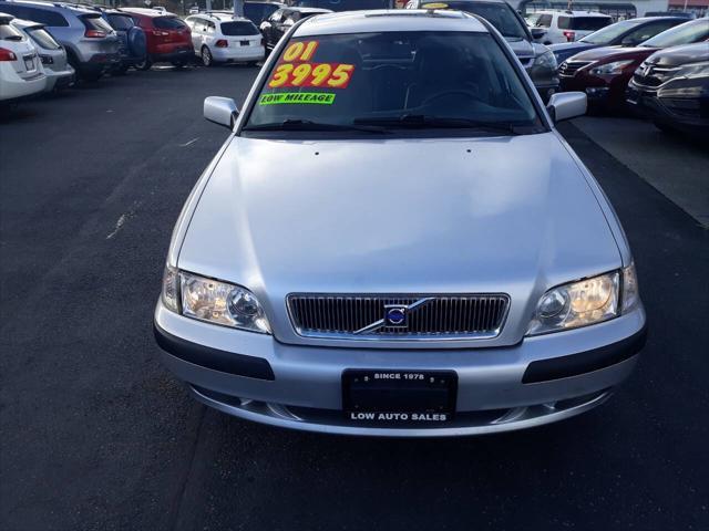 used 2001 Volvo V40 car, priced at $3,995