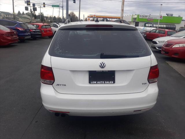 used 2013 Volkswagen Jetta SportWagen car, priced at $7,477
