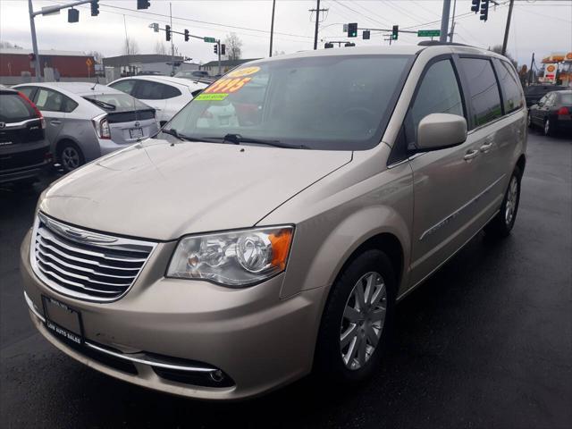used 2014 Chrysler Town & Country car, priced at $7,495