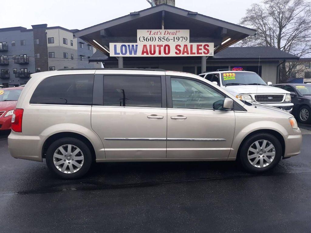 used 2014 Chrysler Town & Country car, priced at $7,495