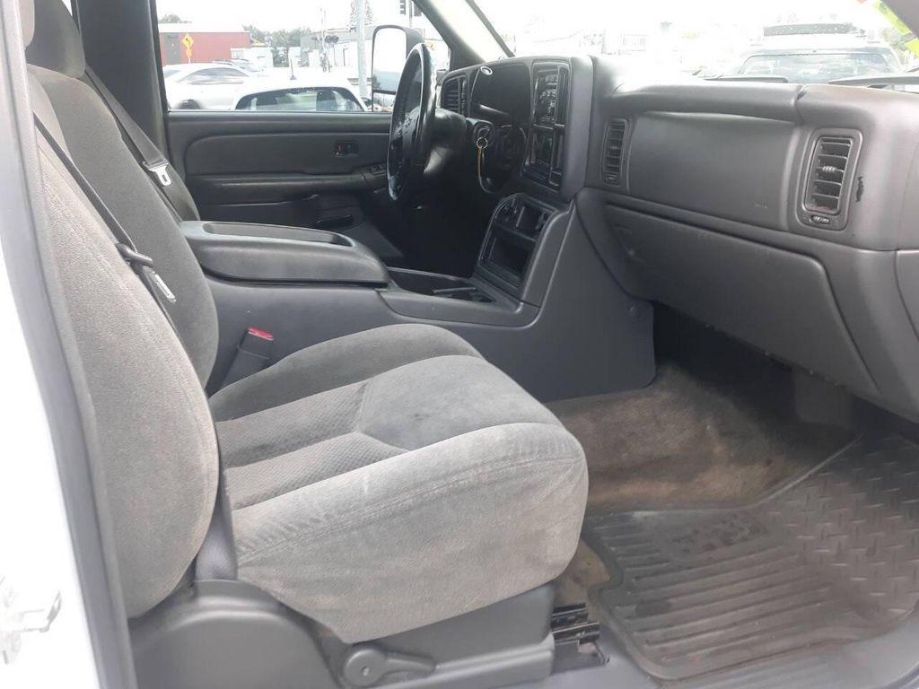 used 2004 Chevrolet Silverado 2500 car, priced at $8,995